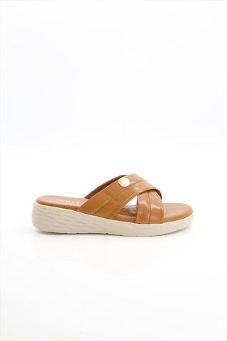 Women Tan Comfortable Slipper