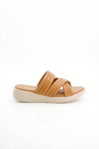 Women Tan Comfortable Slipper