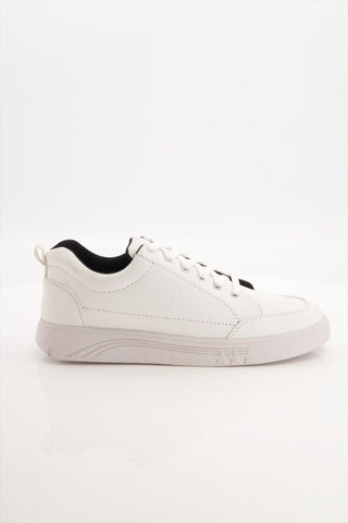 Men Stylish Sneakers In White