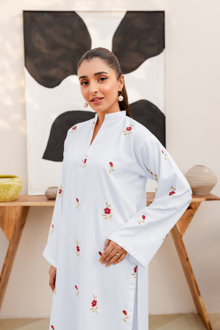 White Women Trendy Embroidered 2pc Set