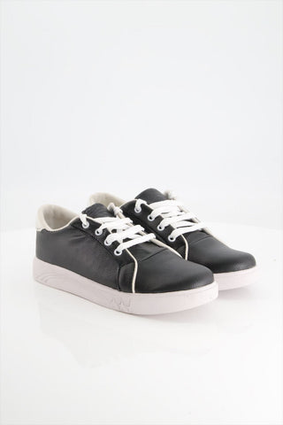 Women Black Trendy sneakers